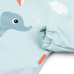 Done by Deer Babero con Mangas Playground Blue ·