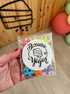 Bizcocho de Yogur Bloques Meli · Basic 12 piezas (Preparado de cumpleaños)