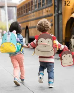 Skip Hop Mochila Unicornio ·