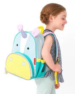 Skip Hop Mochila Unicornio ·