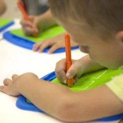 Dideco Set bandeja y punzón preescritura