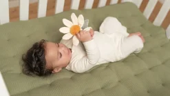 Little Dutch Sonajero Flor Pequeña granja · Hot