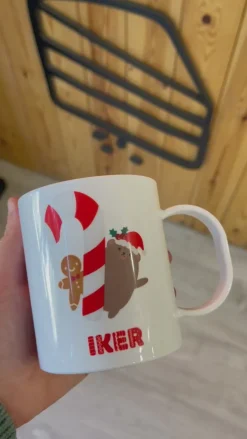 Bizcocho de Yogur Taza Infantil Navidad · Bastón de Caramelo Clearance