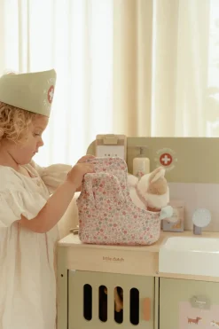 Little Dutch Veterinario FSC · Hot